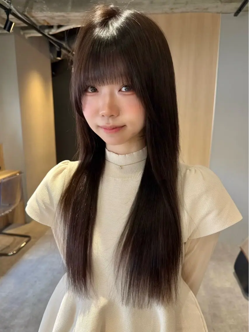 ロング カラー ブラウンカラー チョコレートブラウン ヘアカラー 米野 寿利奈のヘアスタイル