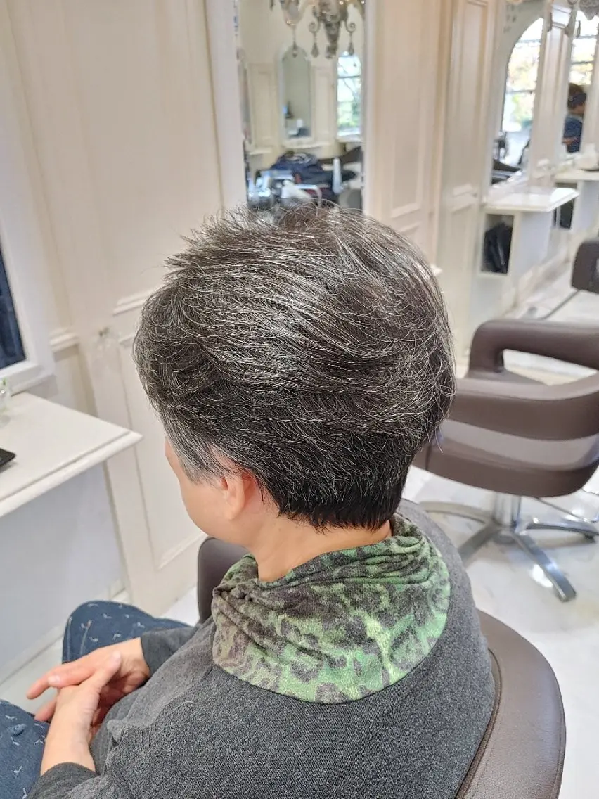 ショート トリートメント 中村 裕昭のヘアスタイル