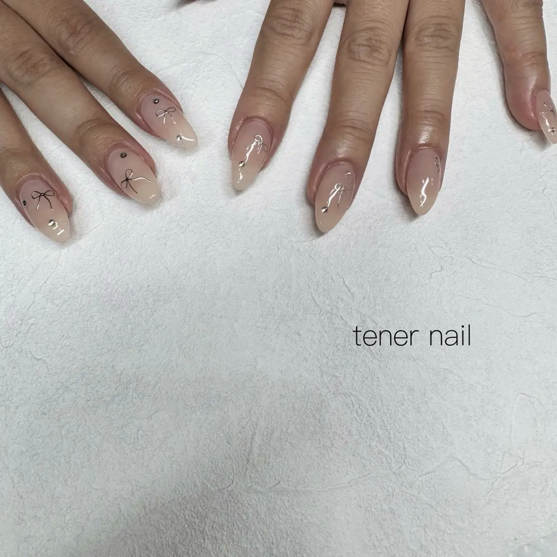 ネイル リボン ハンドネイル テネルネイル tener nailのネイルデザイン