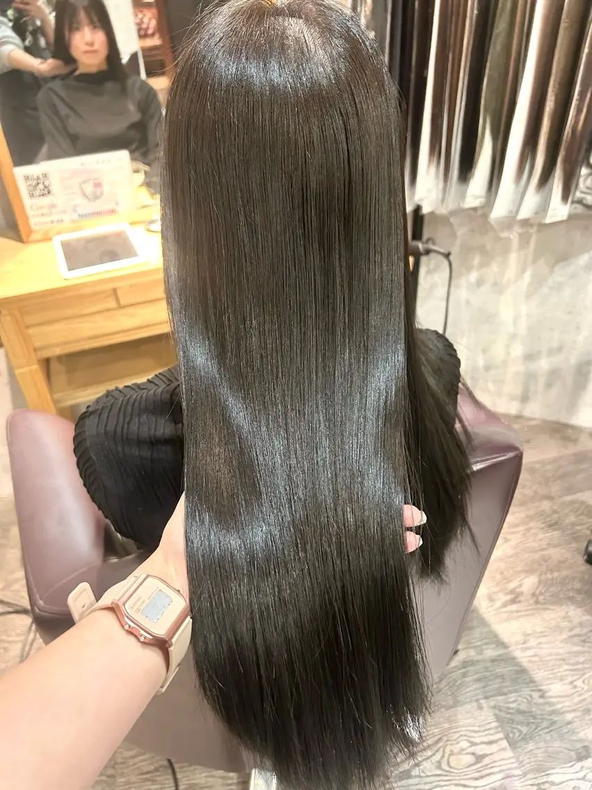 ミディアム カラー ブリーチ 透明感カラー ダブルカラー グレージュ ブリーチなしカラー ヘアカラー パーソナルカラー 診断🍀マリンのヘアスタイル