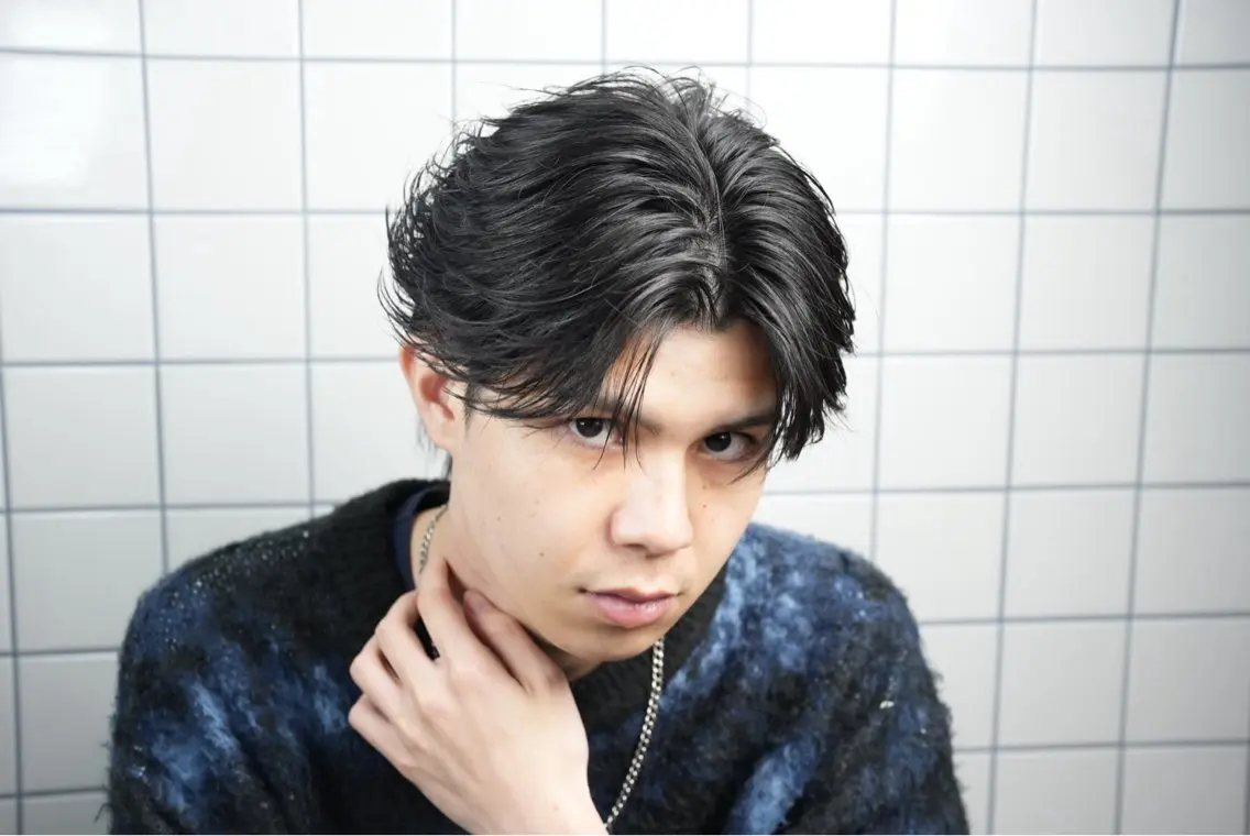 メンズ フェザーパーマ メンズパーマ カット ヘアセット 岡部 琉斗のヘアスタイル
