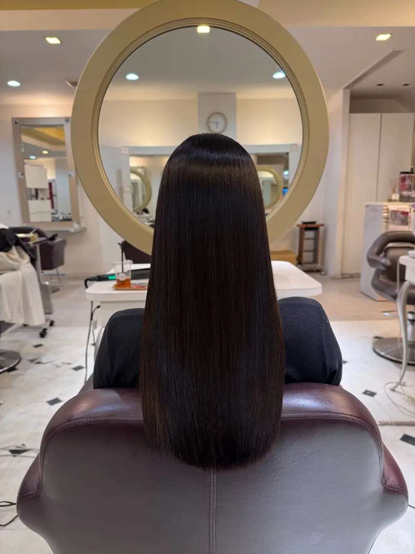 ロング カラー ブリーチ 縮毛矯正 カット ヘアカラー 縮毛矯正 トリートメント . Takumiのヘアスタイル