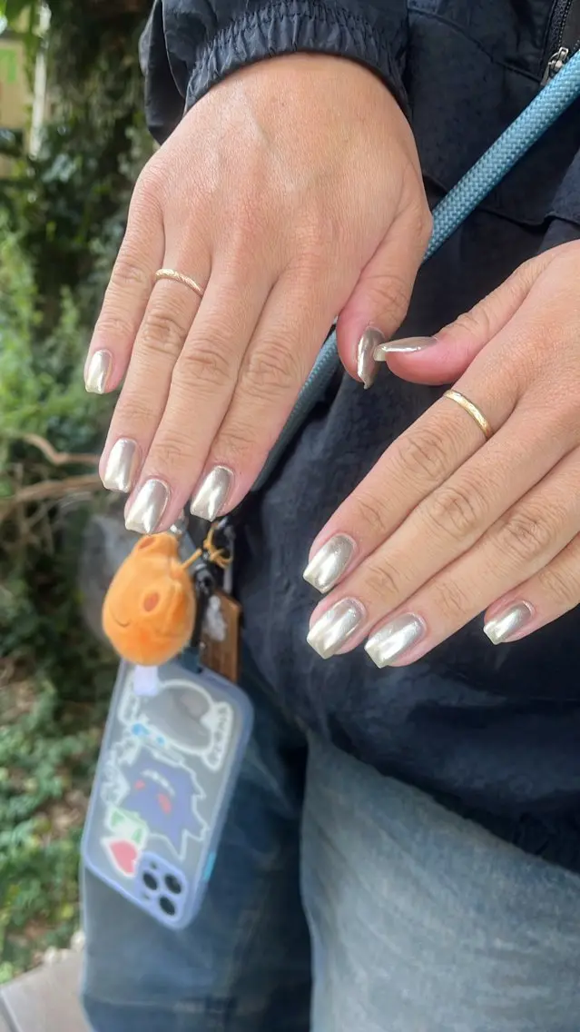 ネイル ミラーネイル ニュアンスネイル シンプルネイル ハンドネイル SAKU nail 作島茜のネイルデザイン