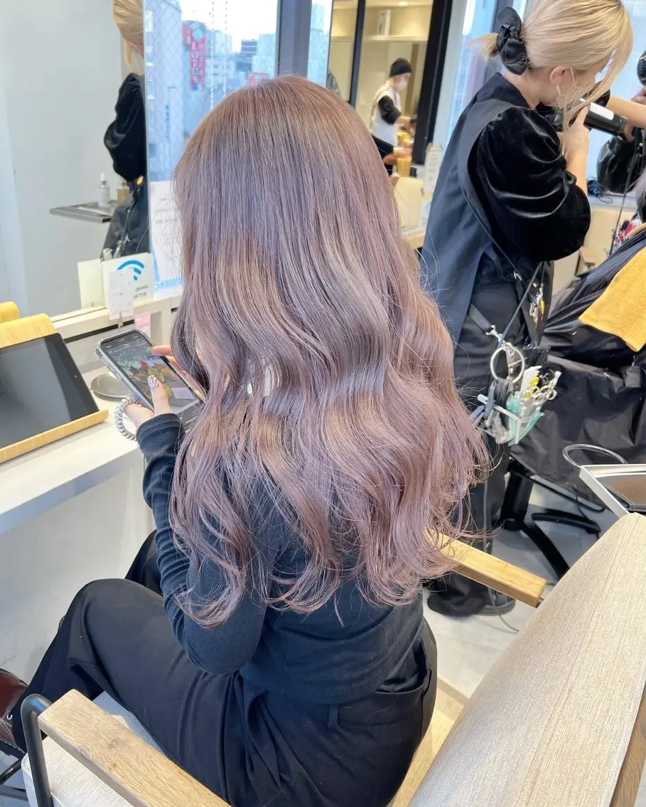 ロング ヘアカラー ai 梅田/暖色カラーのヘアスタイル
