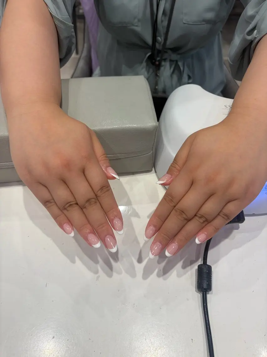 ネイル ハンドネイル SHELLTOKYO Hana🌺のネイルデザイン