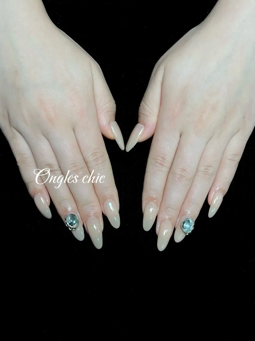 ネイル ハンドネイル ハンドケア ongles chicのネイルデザイン
