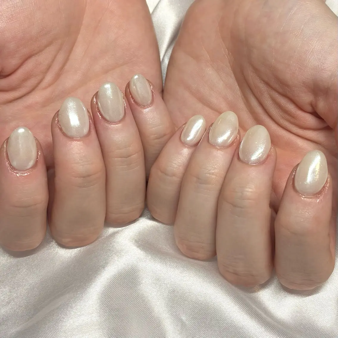 ネイル オーロラネイル ハンドネイル Nail ヌシん家 AKANEのネイルデザイン