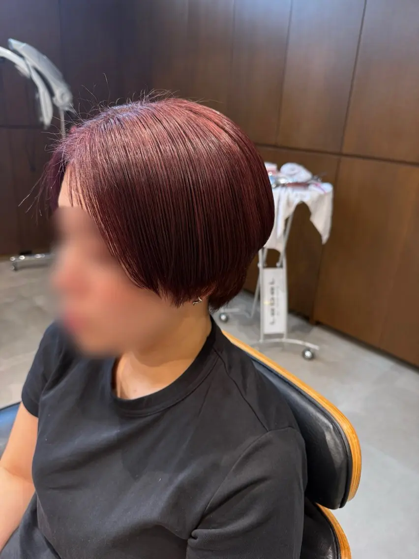 ショート カラー ブリーチ ブラウンカラー イヤリングカラー ブリーチなしカラー ピンクカラー カット ヘアカラー トリートメント 長谷川 紗羅のヘアスタイル