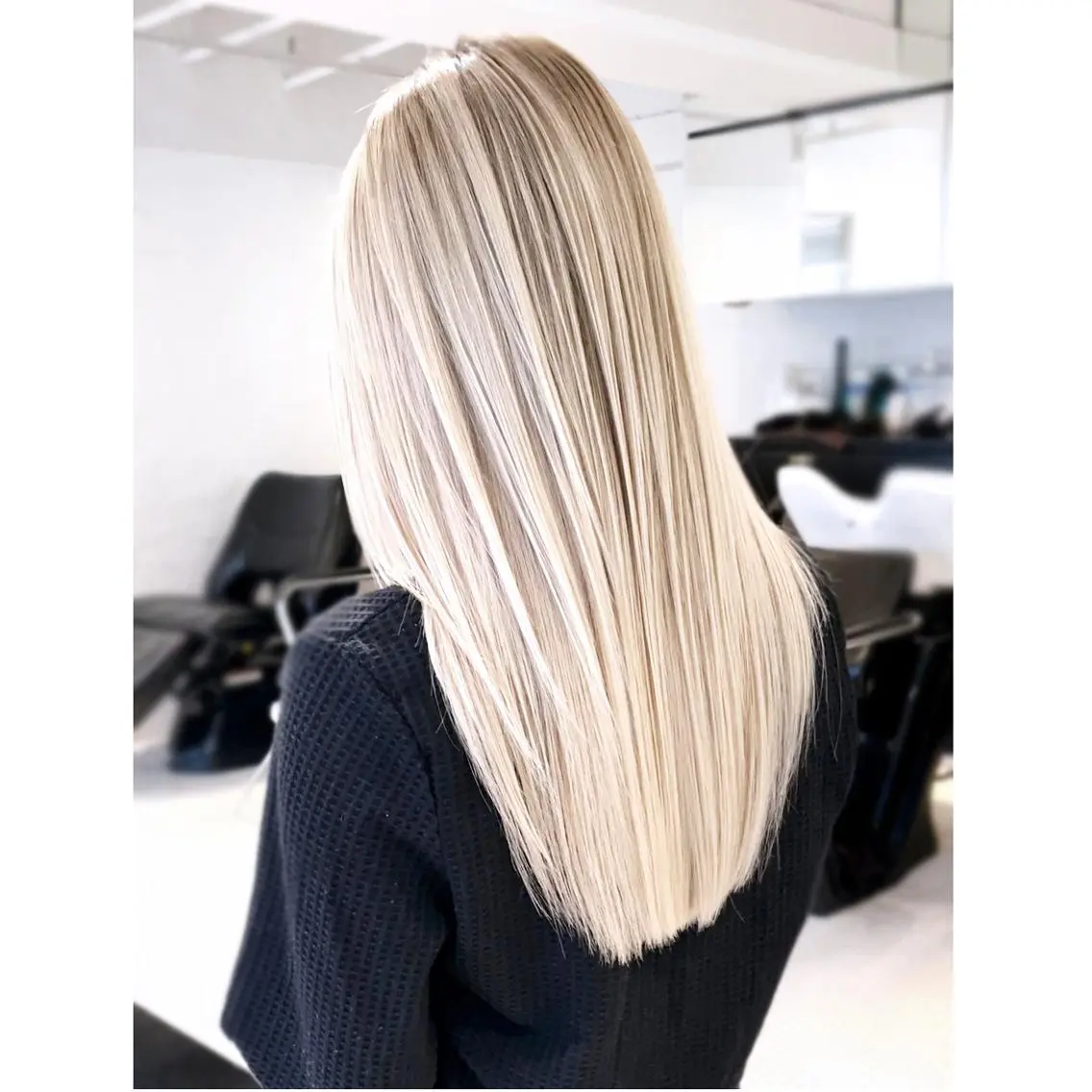 カラー セミロング バレイヤージュ ブルーカラー テラコッタ レイヤーカット ウルフカット ITbyALBUM 中野店のヘアスタイル