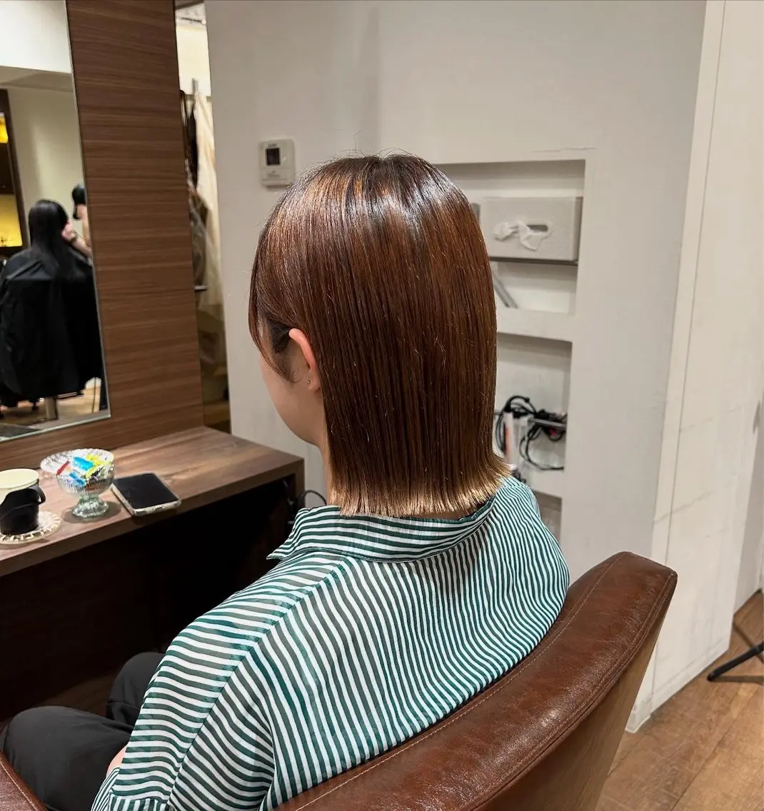 ミディアム 切りっぱなしボブ ボブ 縮毛矯正 縮毛矯正 /伊藤はるかのヘアスタイル