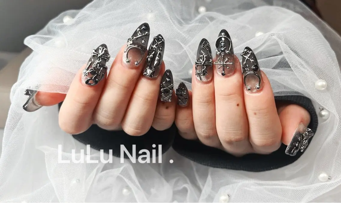 ネイル LU LU NailSalonのネイルデザイン