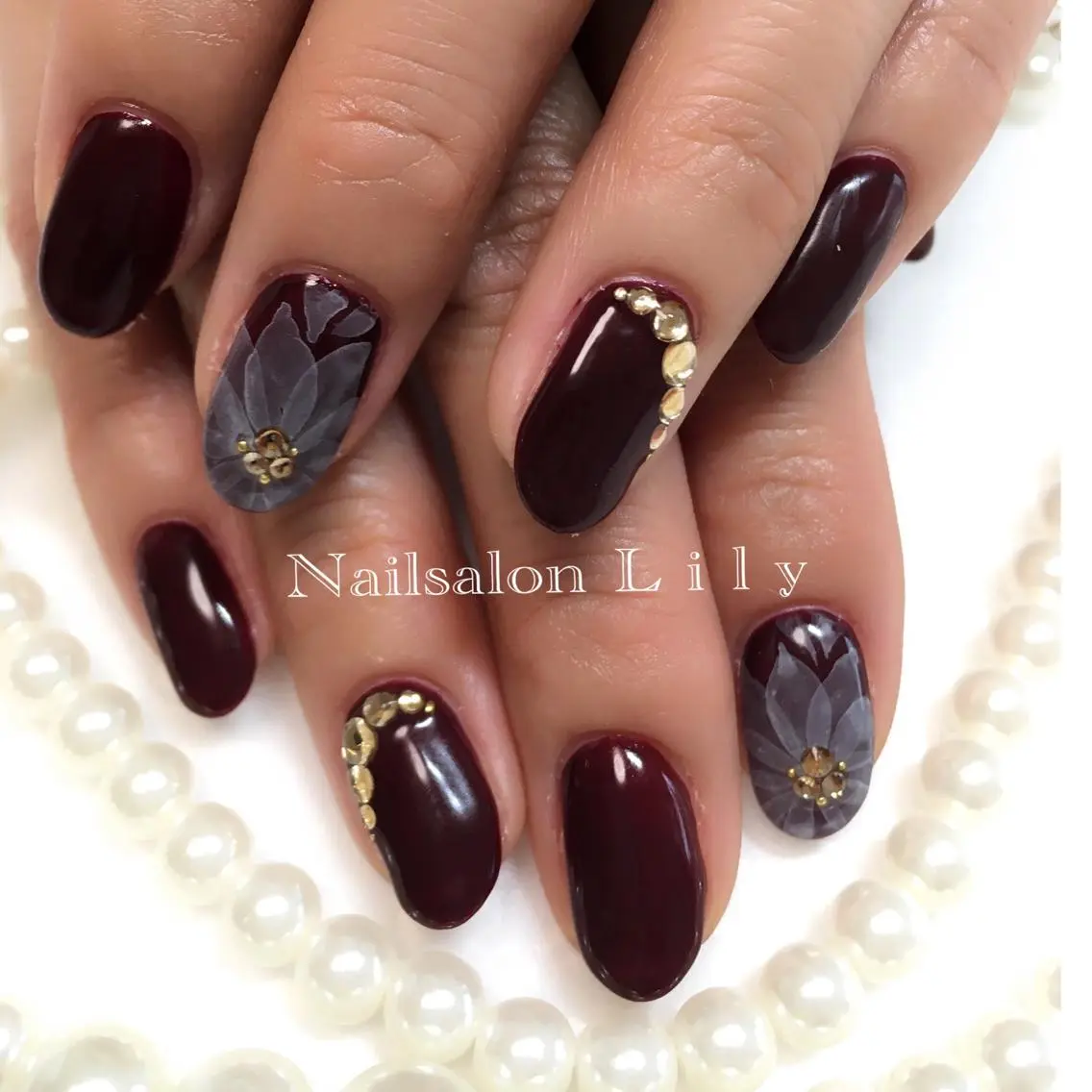ネイル アートネイル フラワーネイル Lily*nail 🌻Mii🌻のネイルデザイン