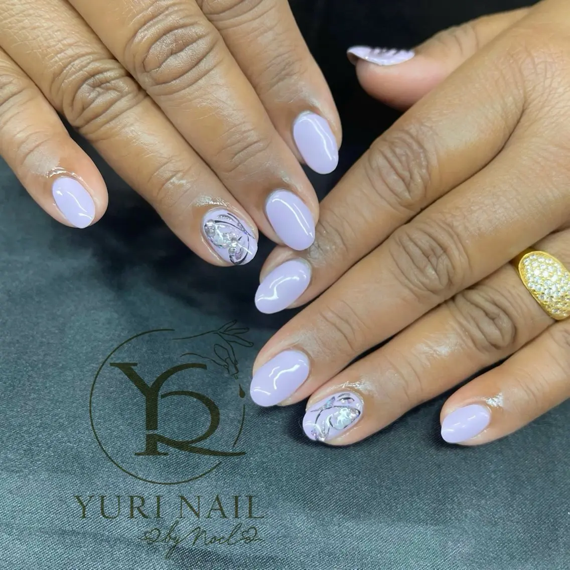 ネイル オーロラネイル ブルー チークネイル フレンチネイル キラキラネイル ハンドネイル フットネイル ハンドケア YURI Nail NARITAのネイルデザイン