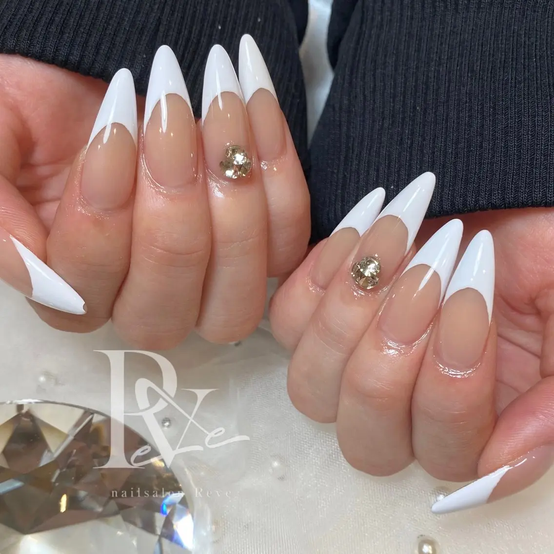 ネイル フレンチネイル スカルプネイル ハンドネイル reve 🎀のネイルデザイン