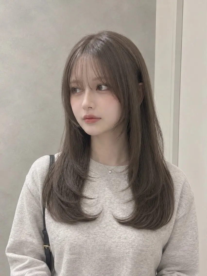 セミロング カラー カット ヘアカラー 加藤 未夢のヘアスタイル