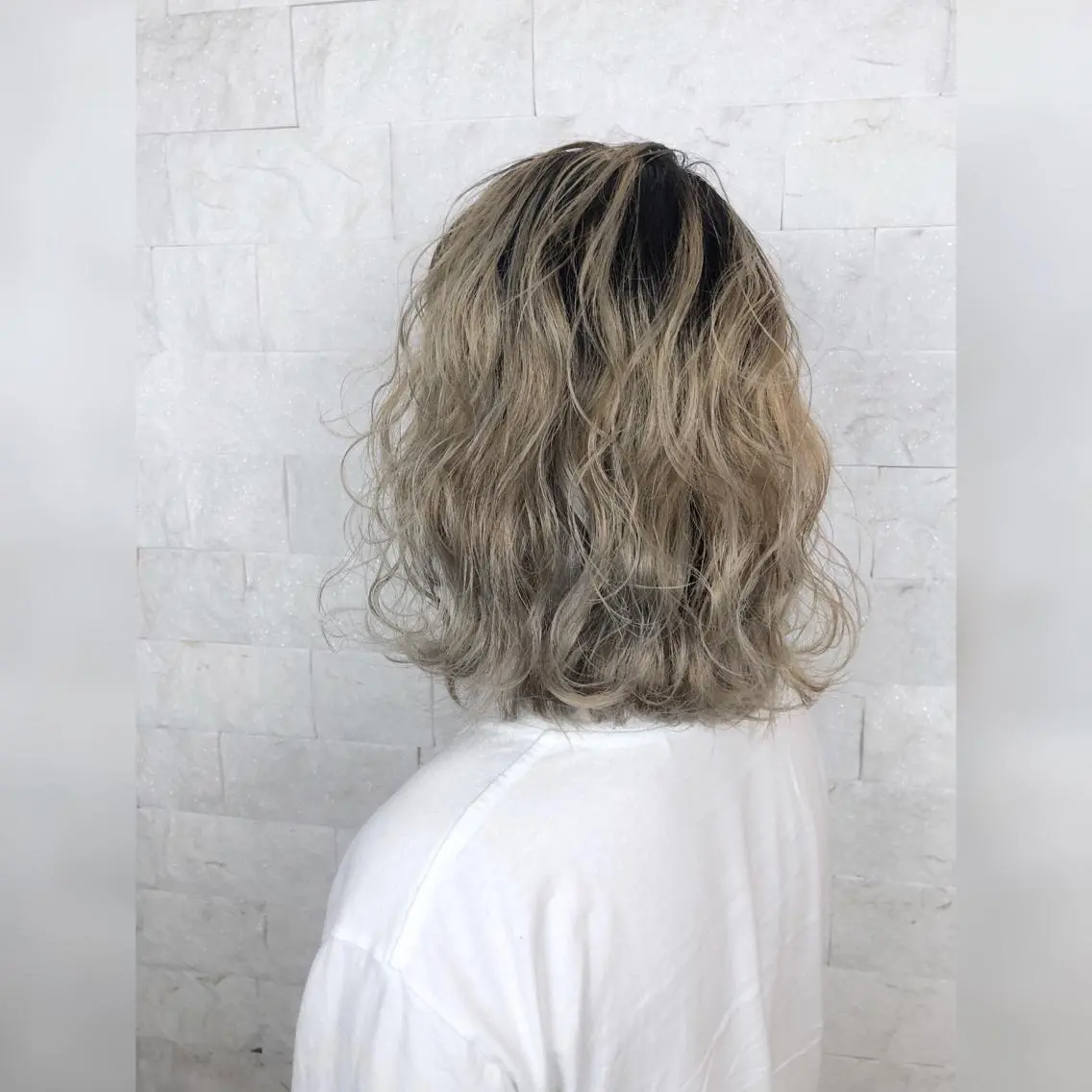 ミディアム カラー ベージュカラー 圧倒的美髪ストレート ツダケイタロウのヘアスタイル