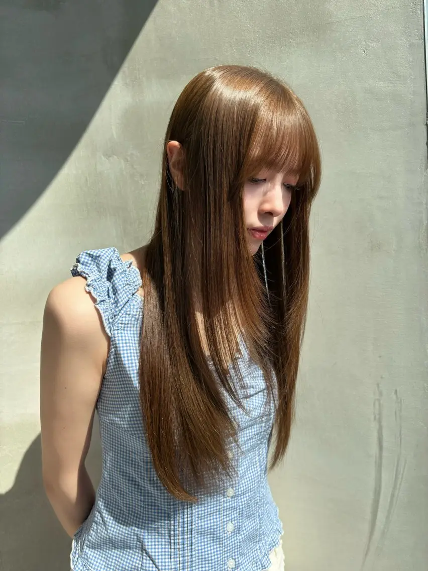 ロング カット 縮毛矯正 トリートメント ブリーチなしベージュ 🤎kotomiのヘアスタイル