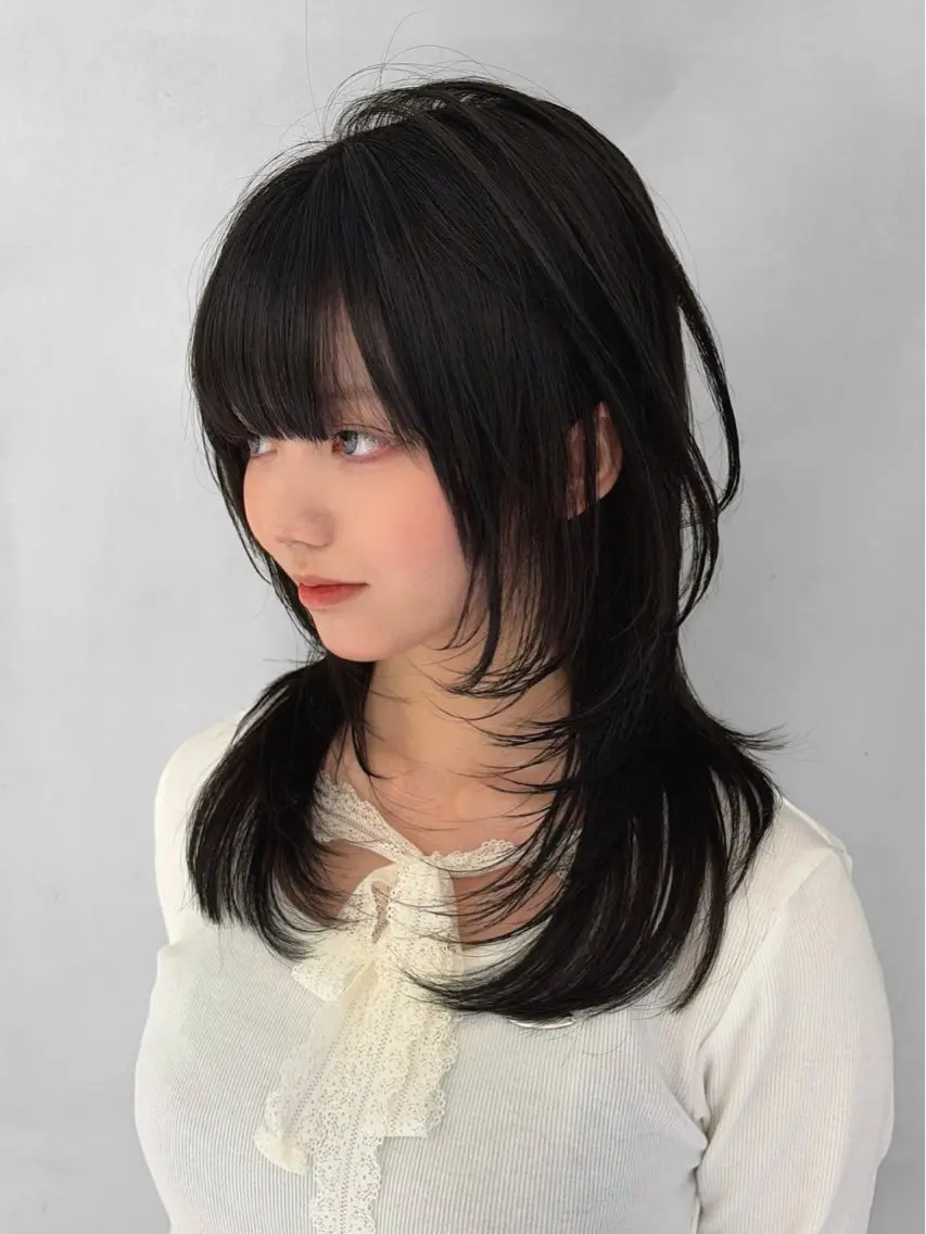 ミディアム カラー ハッシュカット レイヤーカット 🥇KEN /レイヤー/カラーのヘアスタイル