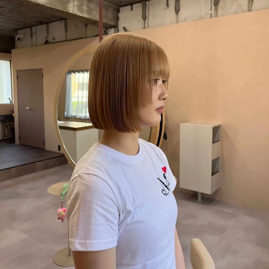 ショート カラー ベージュカラー ブリーチ 透明感カラー ダブルカラー カット ヘアカラー トリートメント 髪質改善カラー/ボブ 🌻Mutsumiのヘアスタイル
