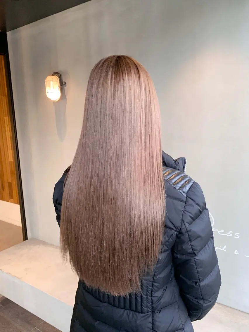 ロング カラー ベージュカラー ミルクティーベージュ ヘアカラー ピンクカラー/ mana🎀のヘアスタイル