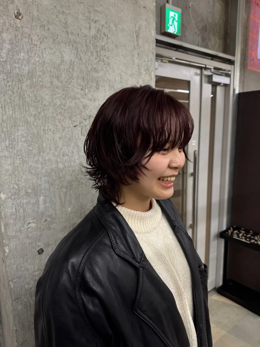 ショート カラー パーマ カット ヘアカラー パーマ トリートメント 森田遥奈/透明感カラ ー/酸性ストレートのヘアスタイル