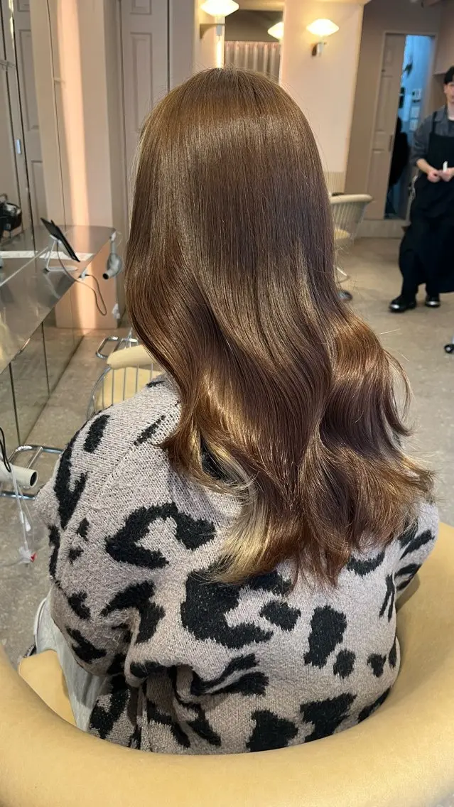 ロング カラー ヘアカラー トリートメント 💚 AKI 💚のヘアスタイル