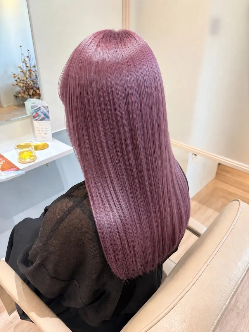 ミディアム カラー 舩坂 友賀のヘアスタイル