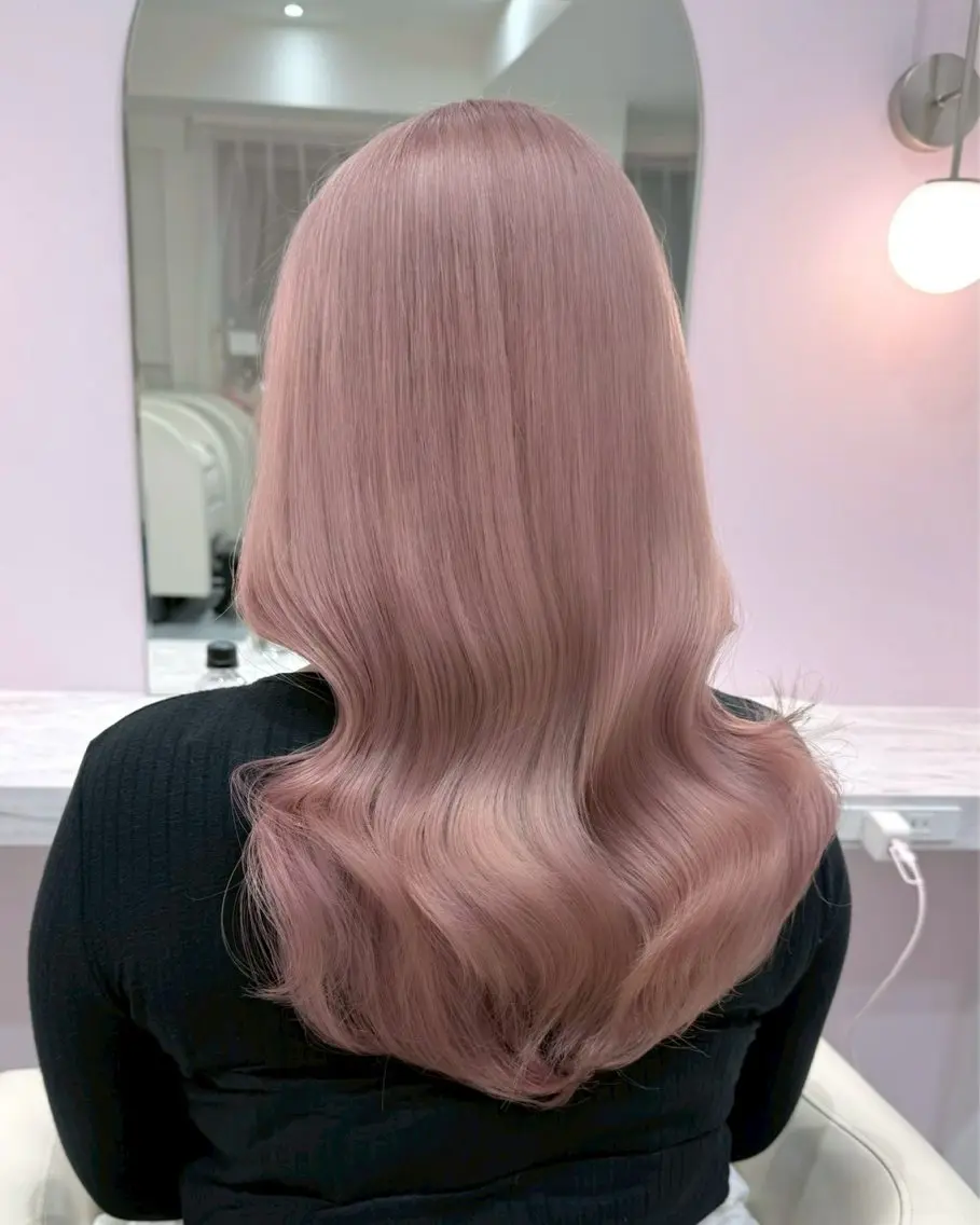 ロング カラー ブリーチ 透明感カラー ハイトーンカラー ヘアカラー ハイトーンカラー💞 くるみ🎀のヘアスタイル