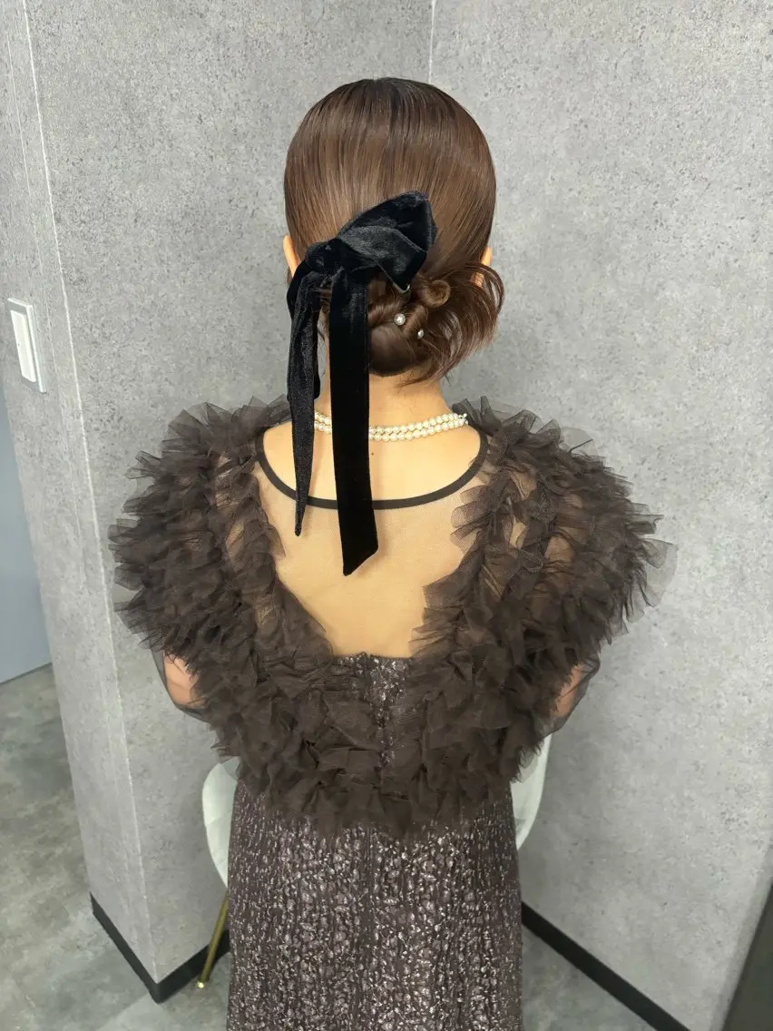 セミロング ヘアアレンジ ヘアセット 森岡 紗羽のヘアスタイル