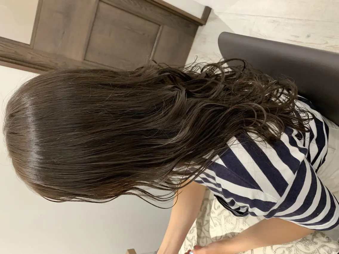 ロング カラー 瀬尾 由希菜のヘアスタイル
