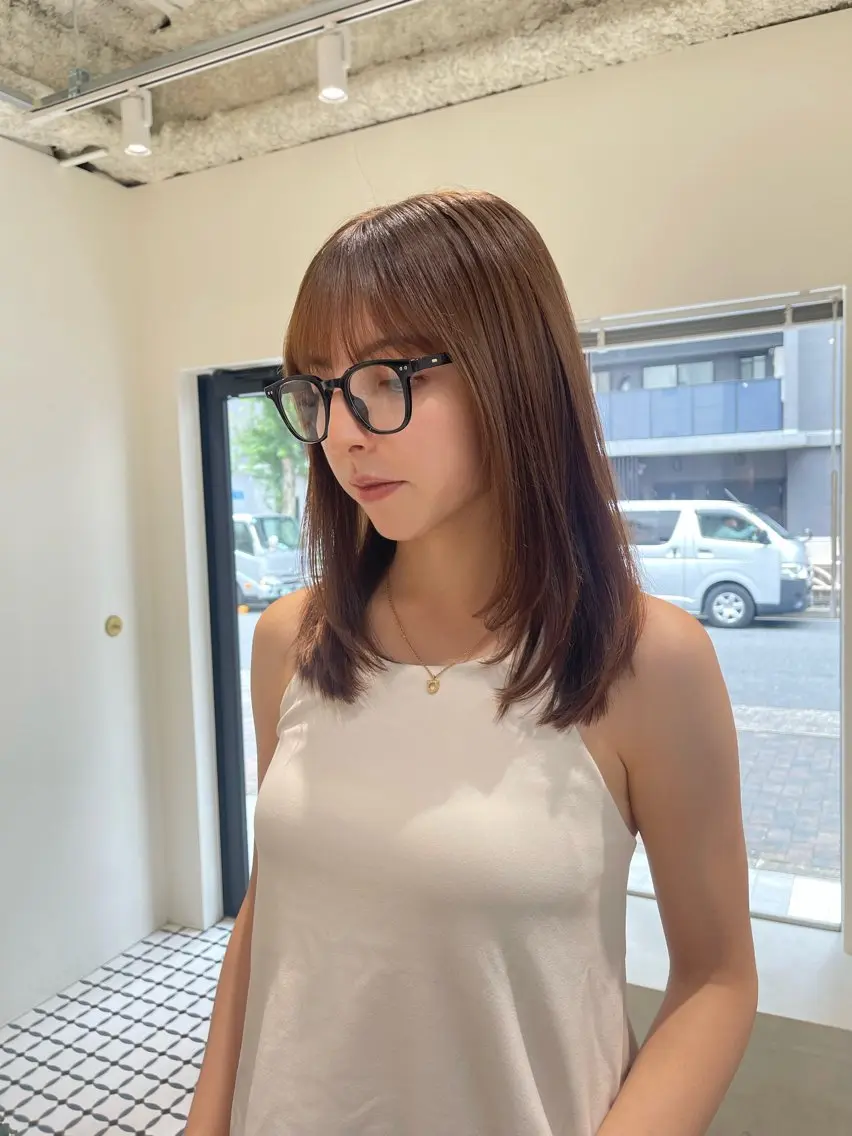 カット+カラー+ダメージレスケアストレートパーマ+うる艶トリートメントの写真