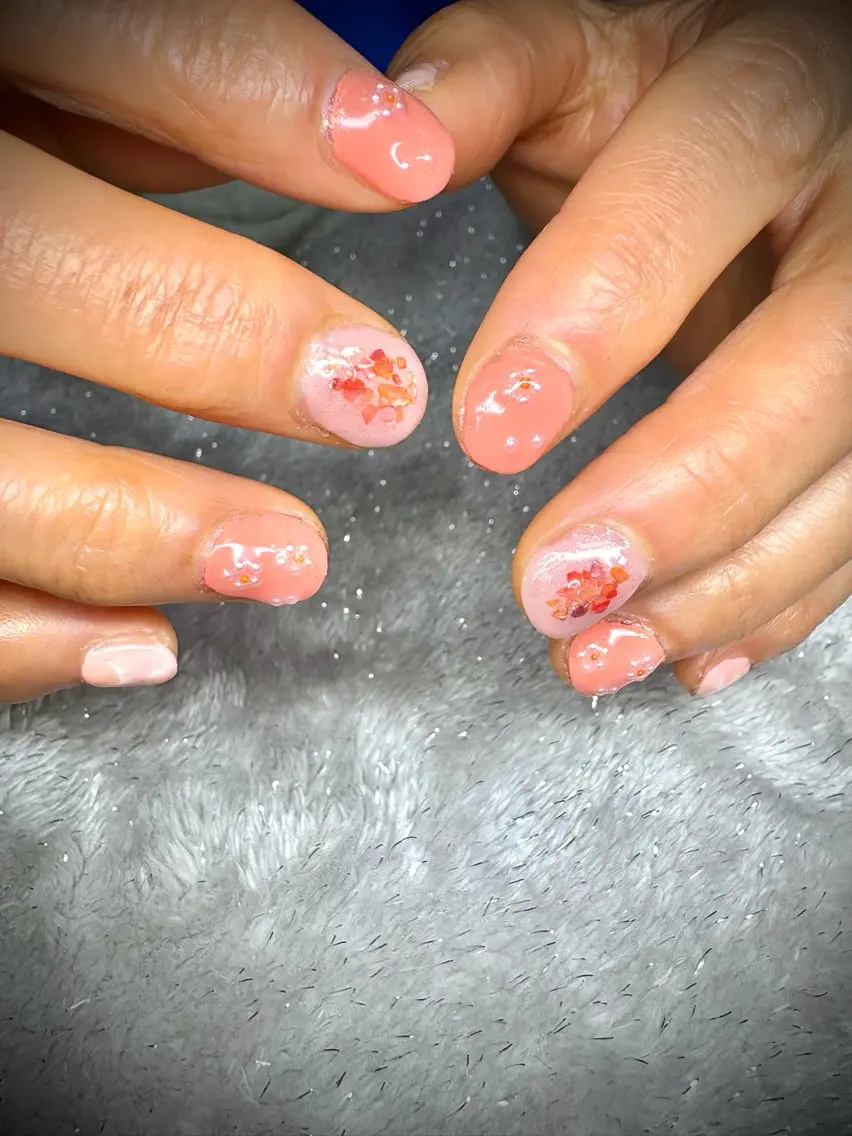 ネイル オレンジ ピンク ショートネイル ハンドネイル nail.s misatoのネイルデザイン