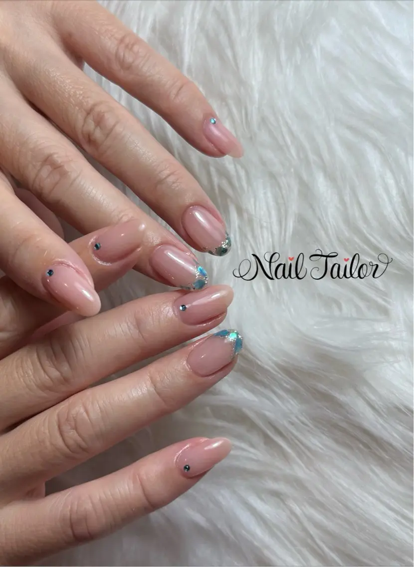 ネイル 水色 オフィスネイル 夏ネイル ハンドネイル NailTailor ネイルテイラーのネイルデザイン
