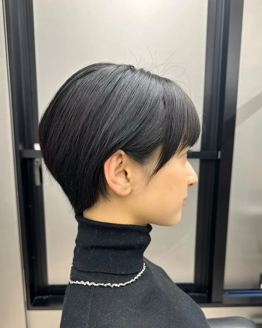 ショート カラー ショートボブ 丸みショート アッシュ ベージュカラー ボブ Memoriese 表参道のヘアスタイル