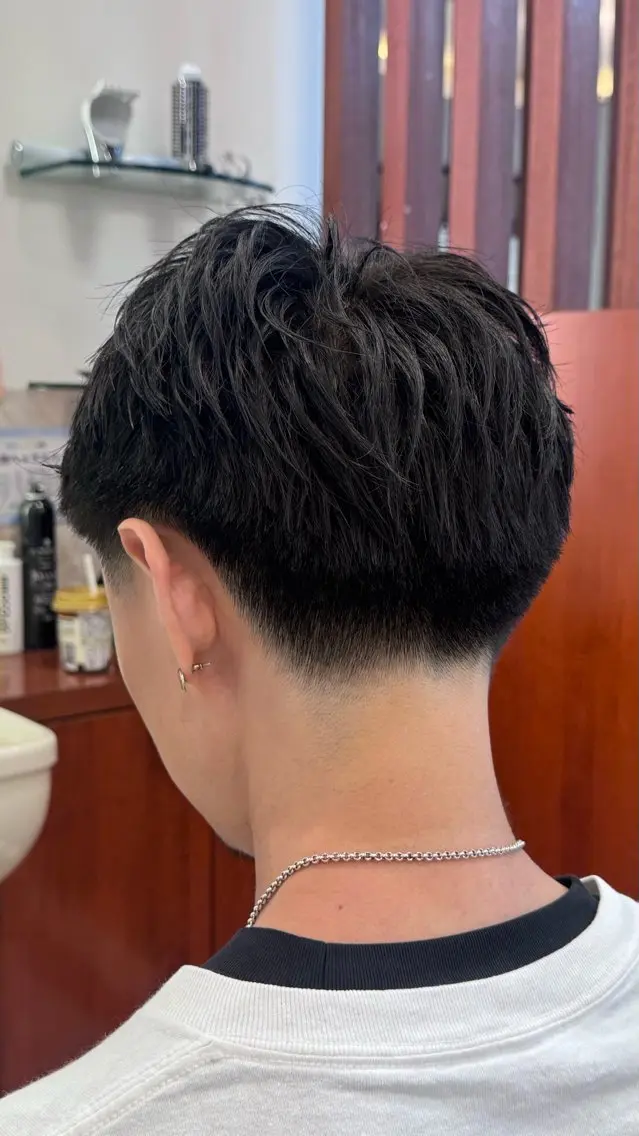 ショート メンズ 邊土 壱功のヘアスタイル
