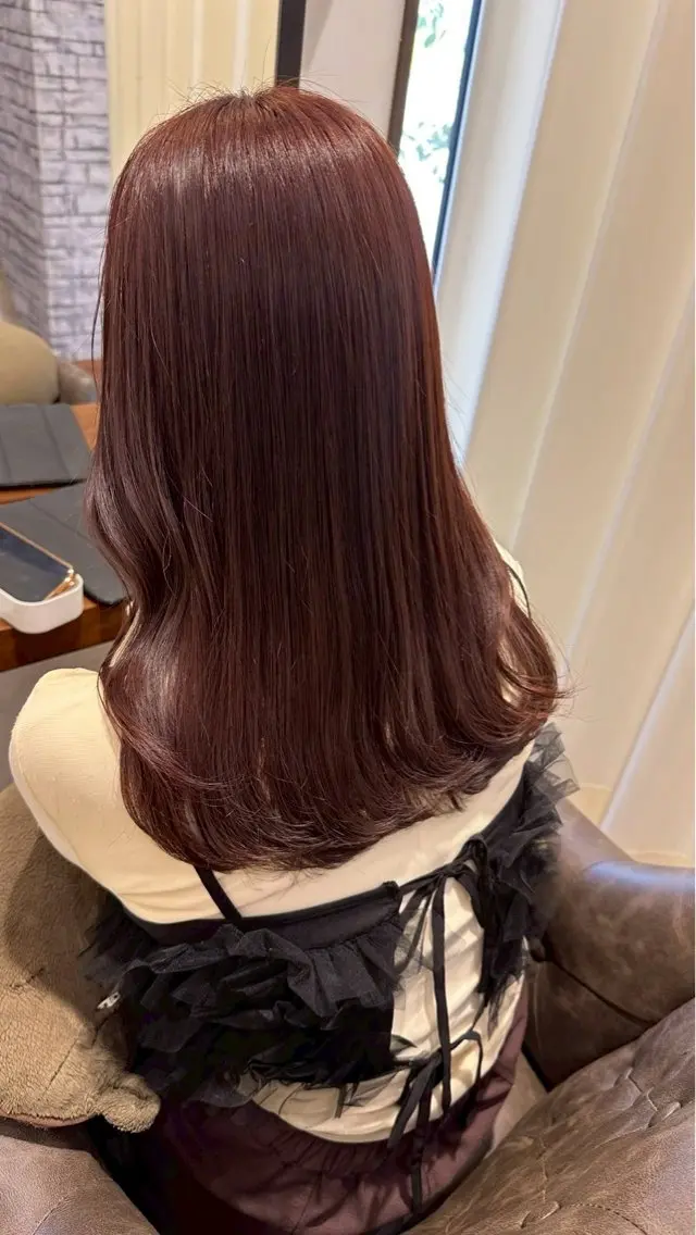 カット+プラチナシルキーカラー💛🌟の写真