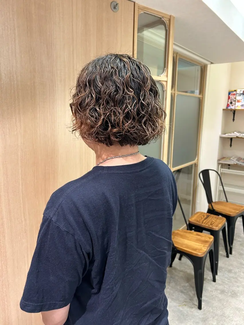 ショート AILERON 神村のヘアスタイル