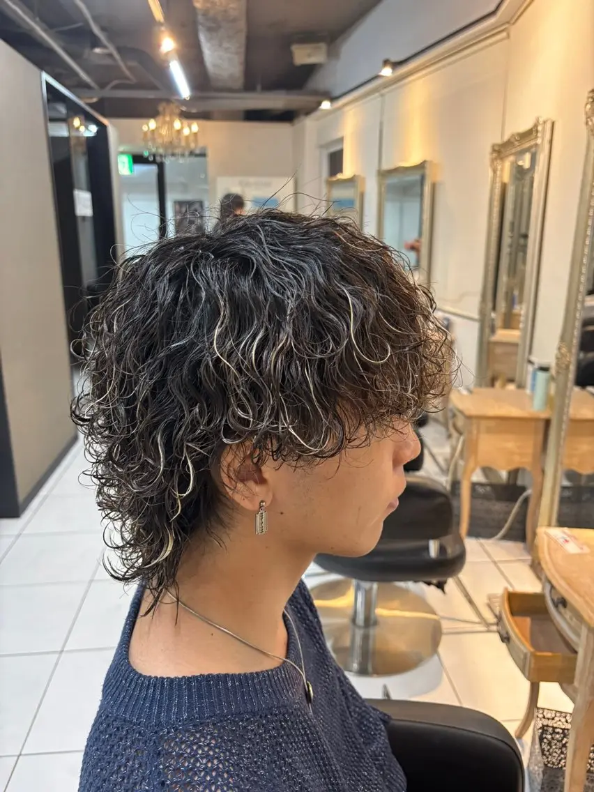 メンズ メンズパーマ 波巻きパーマ カット パーマ 加川 隼人のヘアスタイル