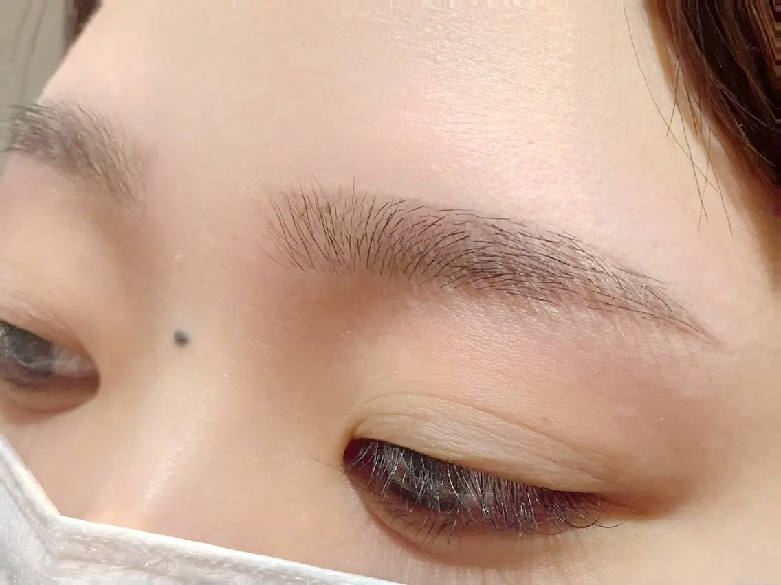 アイブロウ ワックス脱毛 眉カット 繁永 美穂のマツエク・マツパデザイン