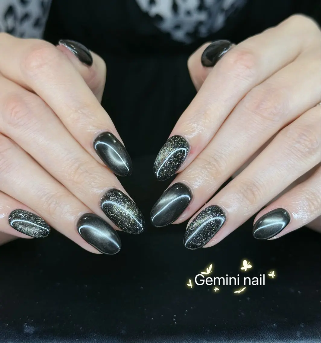 ネイル マグネットネイル Gemini nail.Yukiのネイルデザイン