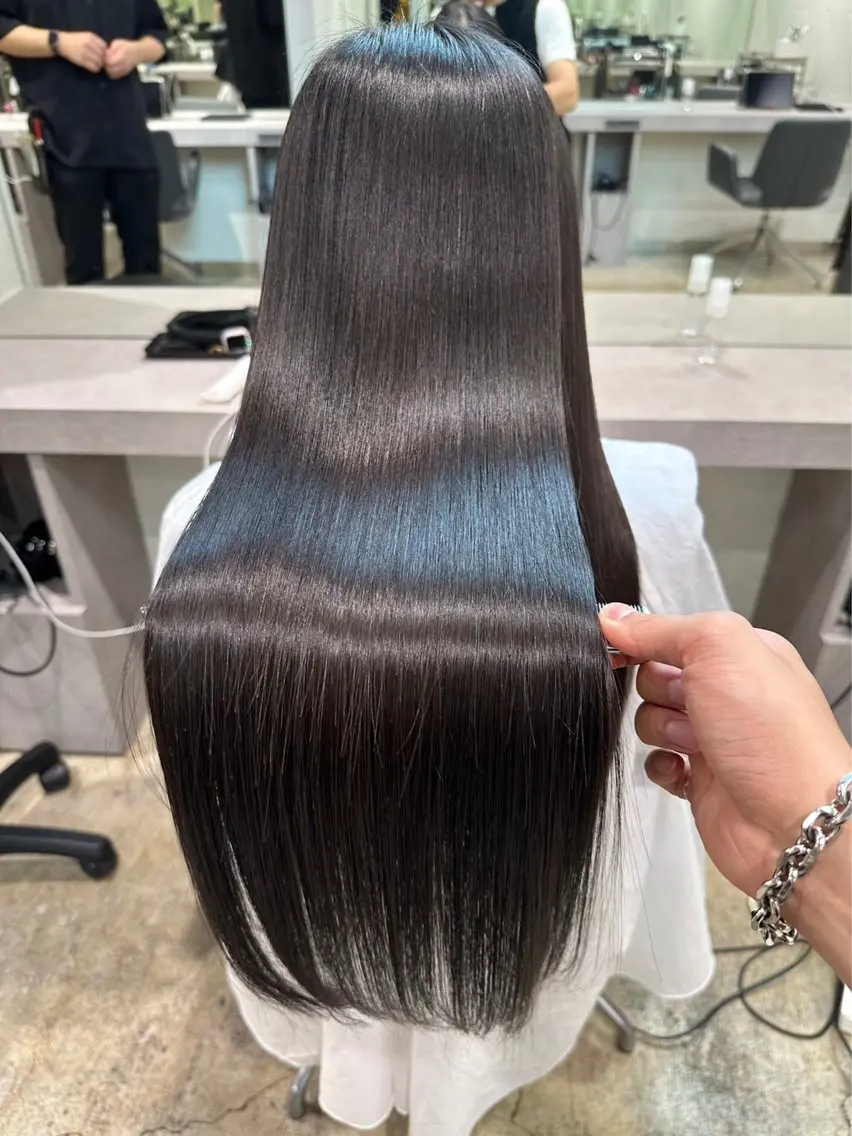ロング 【ヤバ髪から美髪へ】 縮毛矯正特化アチワのヘアスタイル