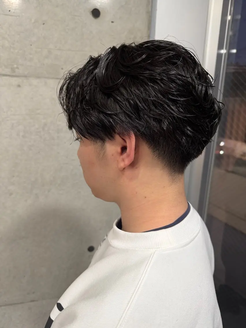 パーマ メンズ メンズパーマ カット パーマ RYUSEI/メンズ スタイル.パーマの眉毛・アイブロウイメージ