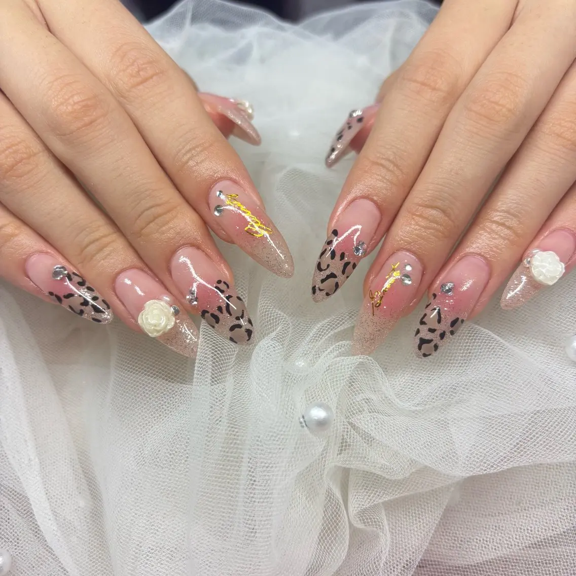ネイル ワンホンネイル Jasmine💟 ラテン系お姉さんのネイルデザイン