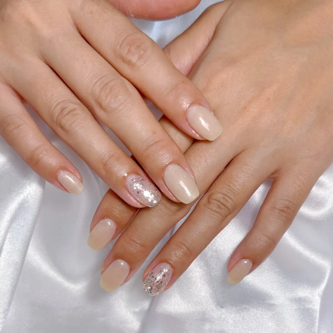 ネイル ホログラムネイル ワンカラーネイル Mimi nailのネイルデザイン