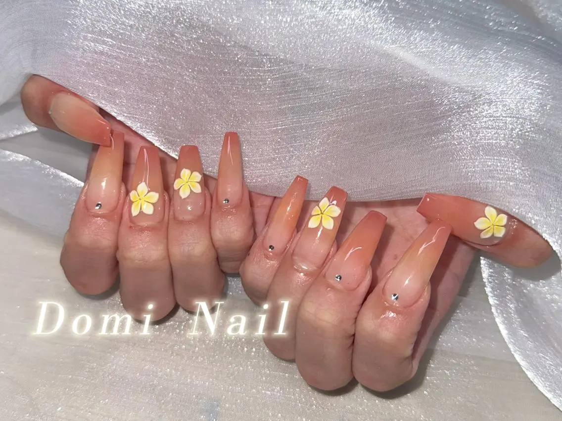 ネイル アートネイル ハンドネイル Domi Nail Salonのネイルデザイン
