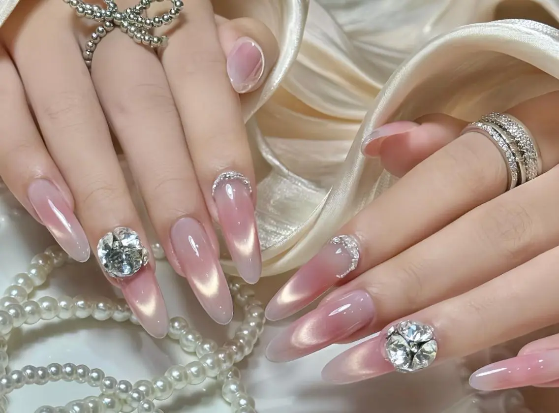 ネイル ハンドネイル ハンドケア 🍑 momo_nailのネイルデザイン