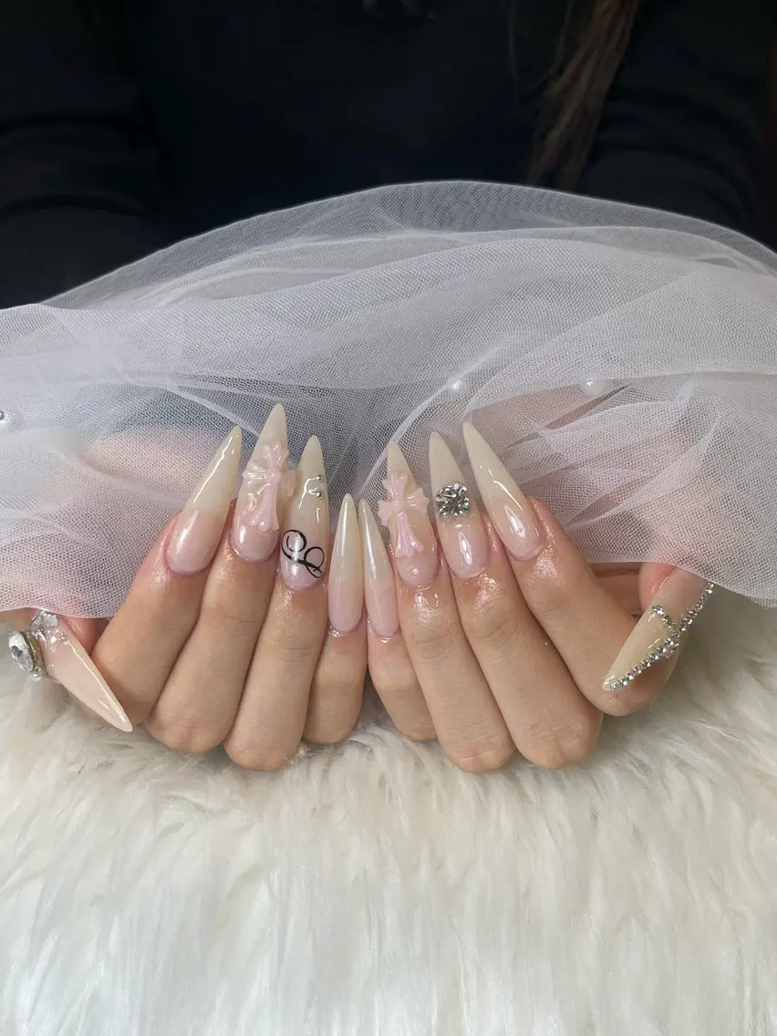 ネイル ハンドネイル NiJi Nailsのネイルデザイン