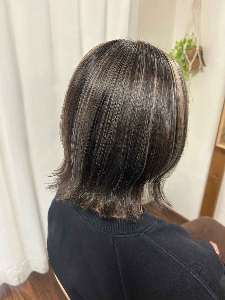 ミディアム カラー ヘアカラー 🌈アイスアウト🌈 Mahoのヘアスタイル