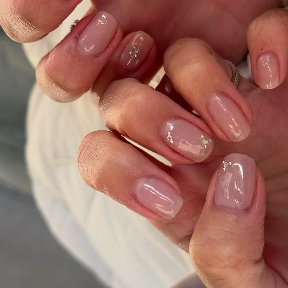 ネイル ハンドネイル nail salon swaddle 🪽のネイルデザイン