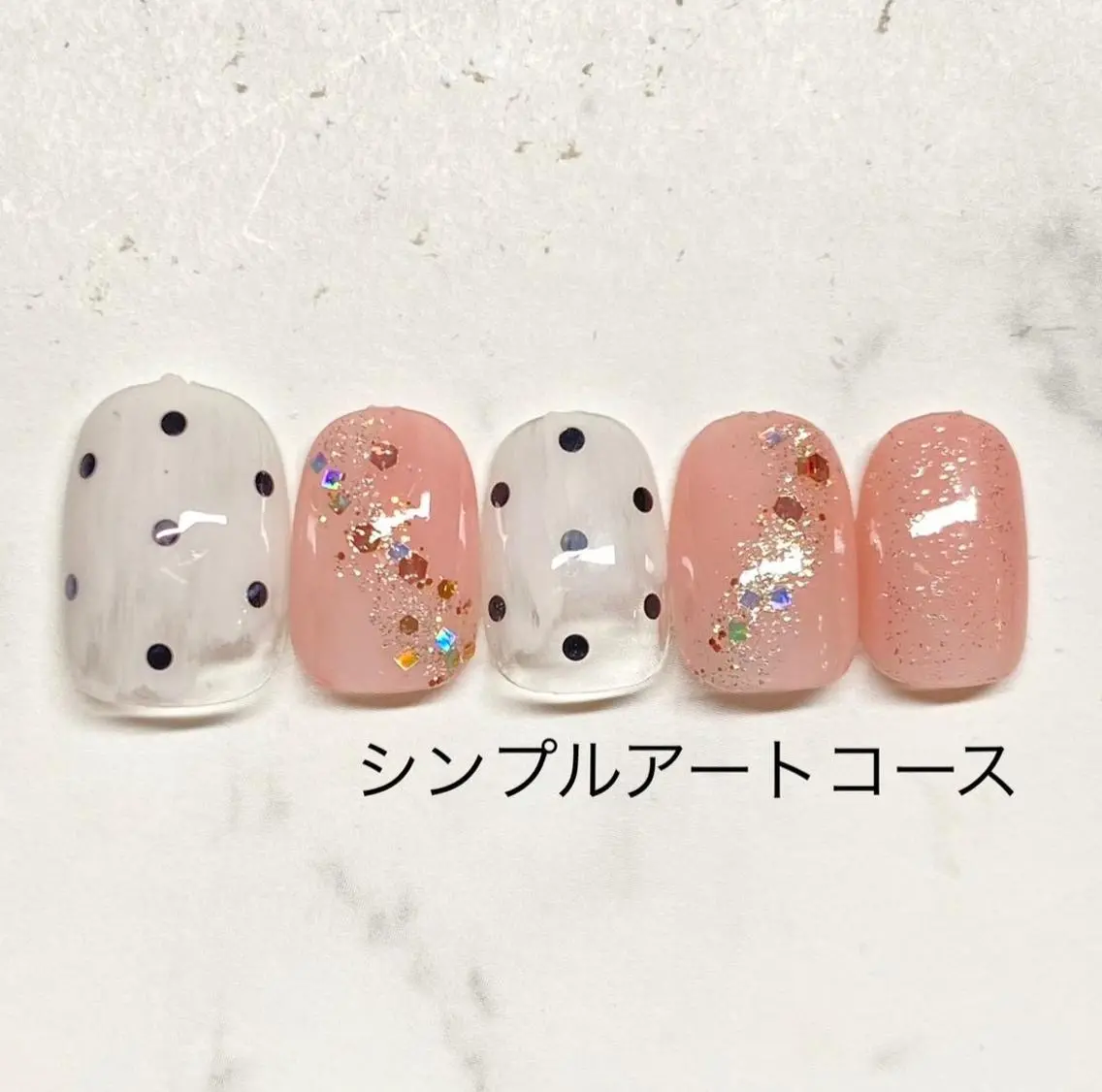 ミディアム ハンドネイル ネイルサロン Bliss（ブリス）のネイルデザイン